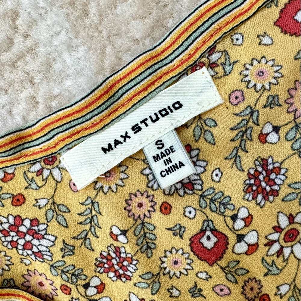 Max Studio Retro Floral Ruffle Dress - Picture 7 of 10